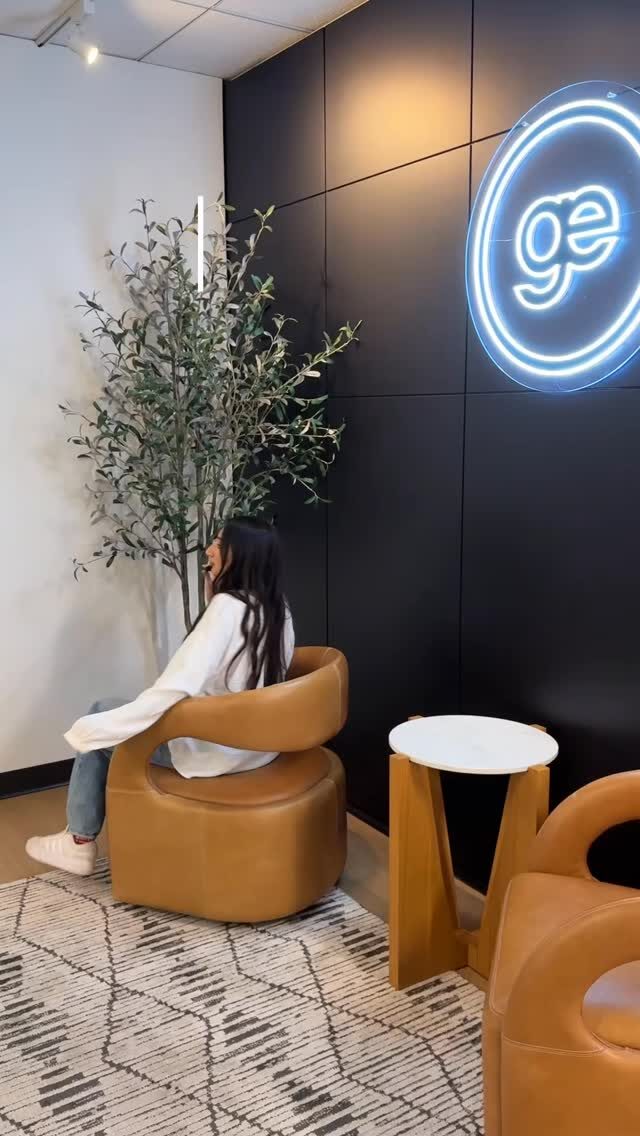 Instagram post from getengaged. This post is in position 4.