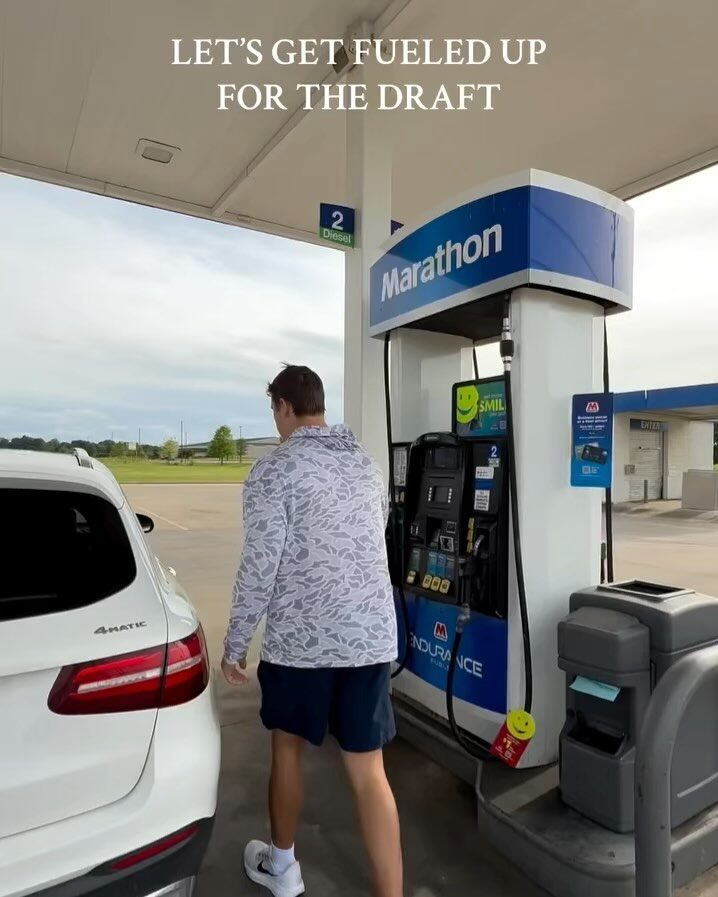 Instagram post from getengaged. This post is in position 1.