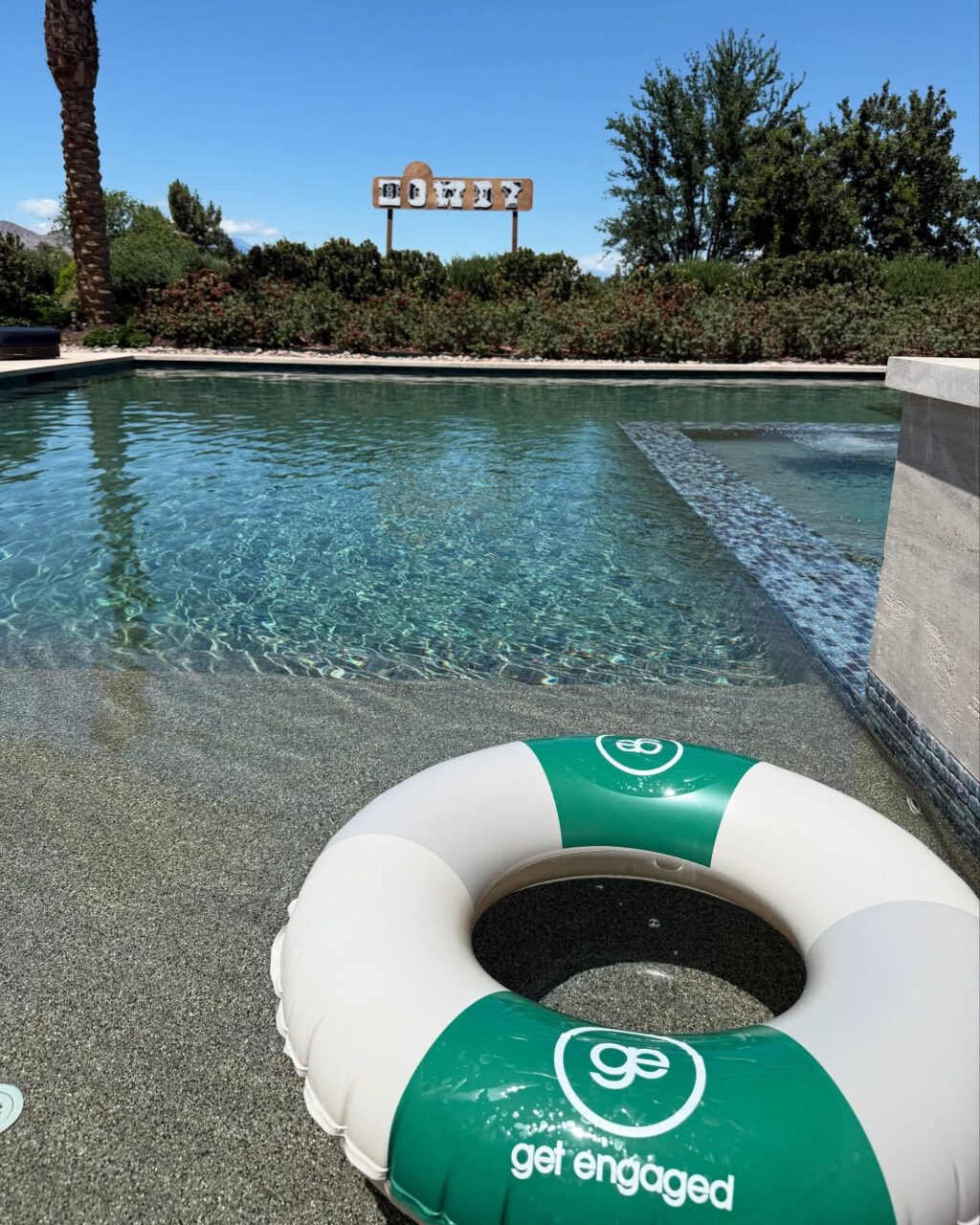 Instagram post from getengaged. This post is in position 3.